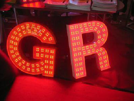 嵩明LED发光字常见的安装误区。